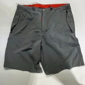 Men’s gap shorts - size Medium